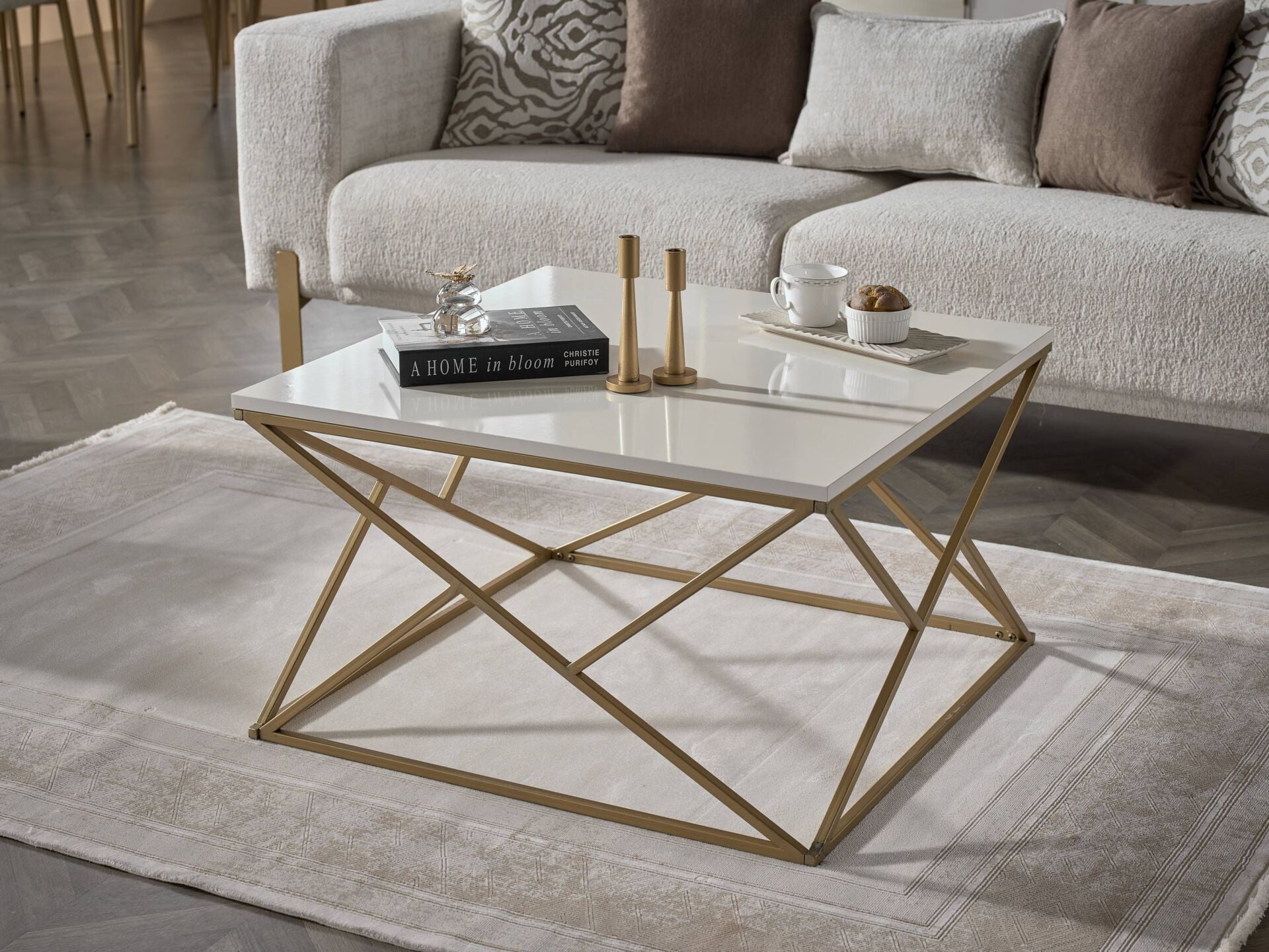 Rosita Kare Orta Sehpa